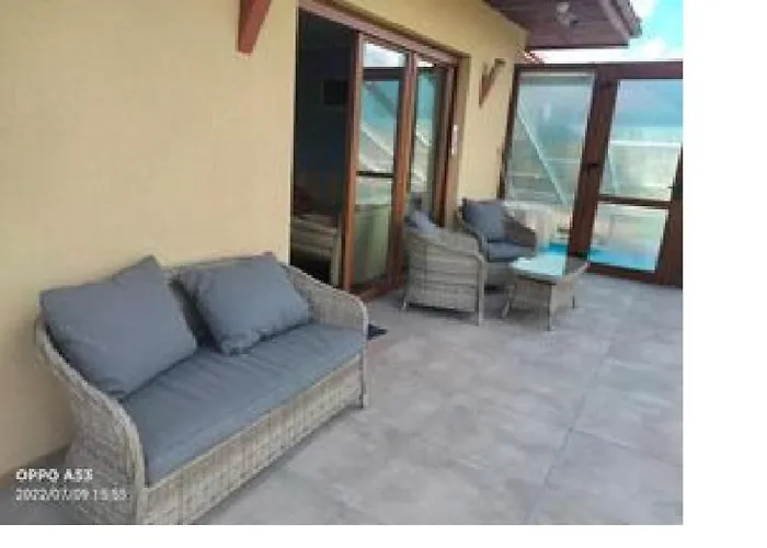 Willa Przystan Z Basenem Nadole (Pomerania)