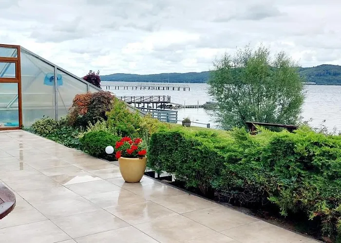 Willa Przystan Z Basenem